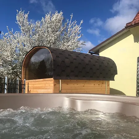 Virivka A Sauna Na Pokoji,Nebo Na Vlastni Terase - Farma U Pribrami Exterior photo