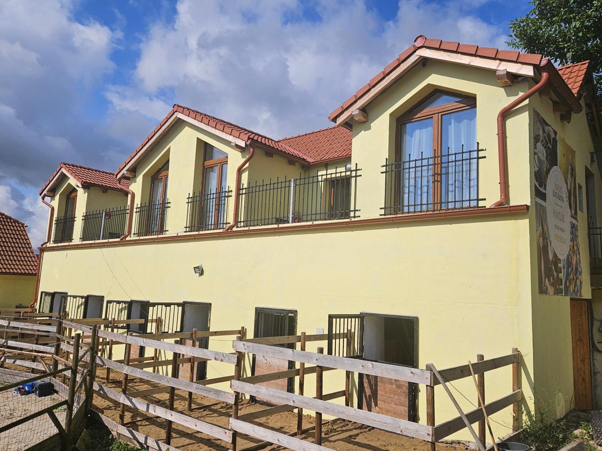 Virivka A Sauna Na Pokoji,nebo Na Vlastni Terase - Farma U Pribrami Apartment