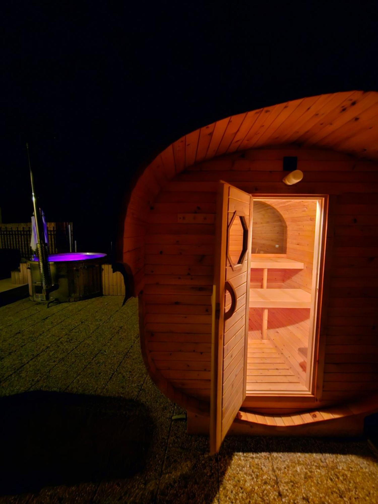 Virivka A Sauna Na Pokoji,nebo Na Vlastni Terase - Farma U Pribrami Apartment Pribram