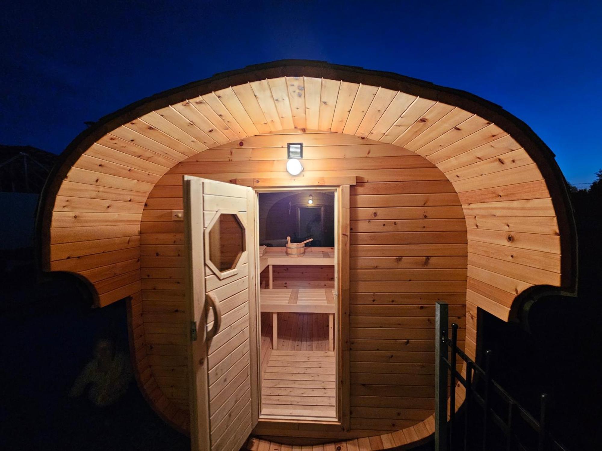 Apartment Virivka A Sauna Na Pokoji,nebo Na Vlastni Terase - Farma U Pribrami Pribram